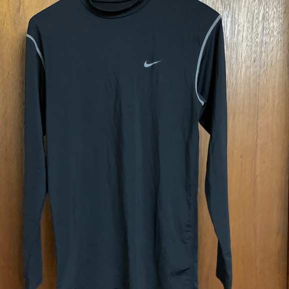 Nike Shirts (4 pack) - Picture 5 of 6